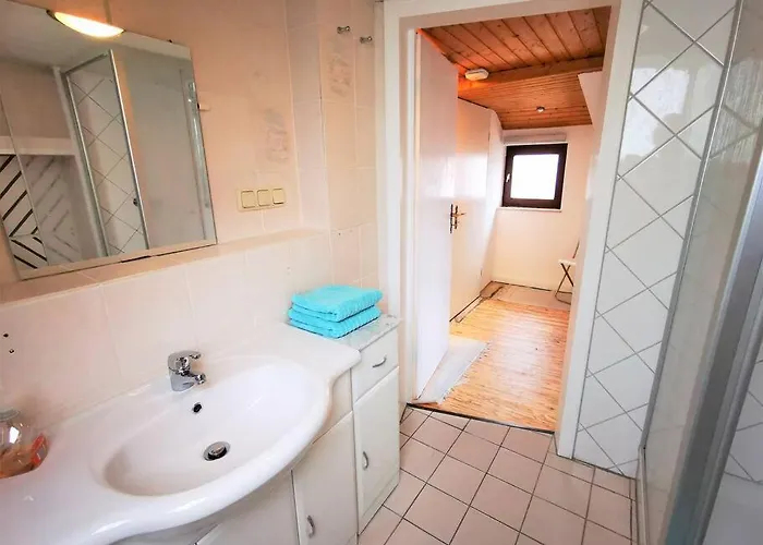 Дом отдыха Fachwerkhaus Mitten In Der Altstadt - Ferien In Rotenburg Ротенбург-на-Фульде